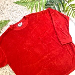 ✨ 3 for 20$ ✨ Vintage oversized red velour sweater